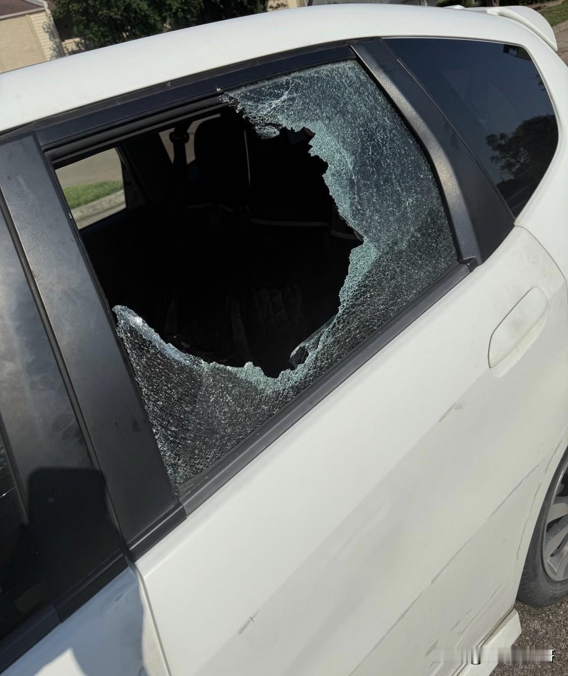 美国生活十个生活常识误区



在美国生活常常与国内有很多不一样的地方，也有很多