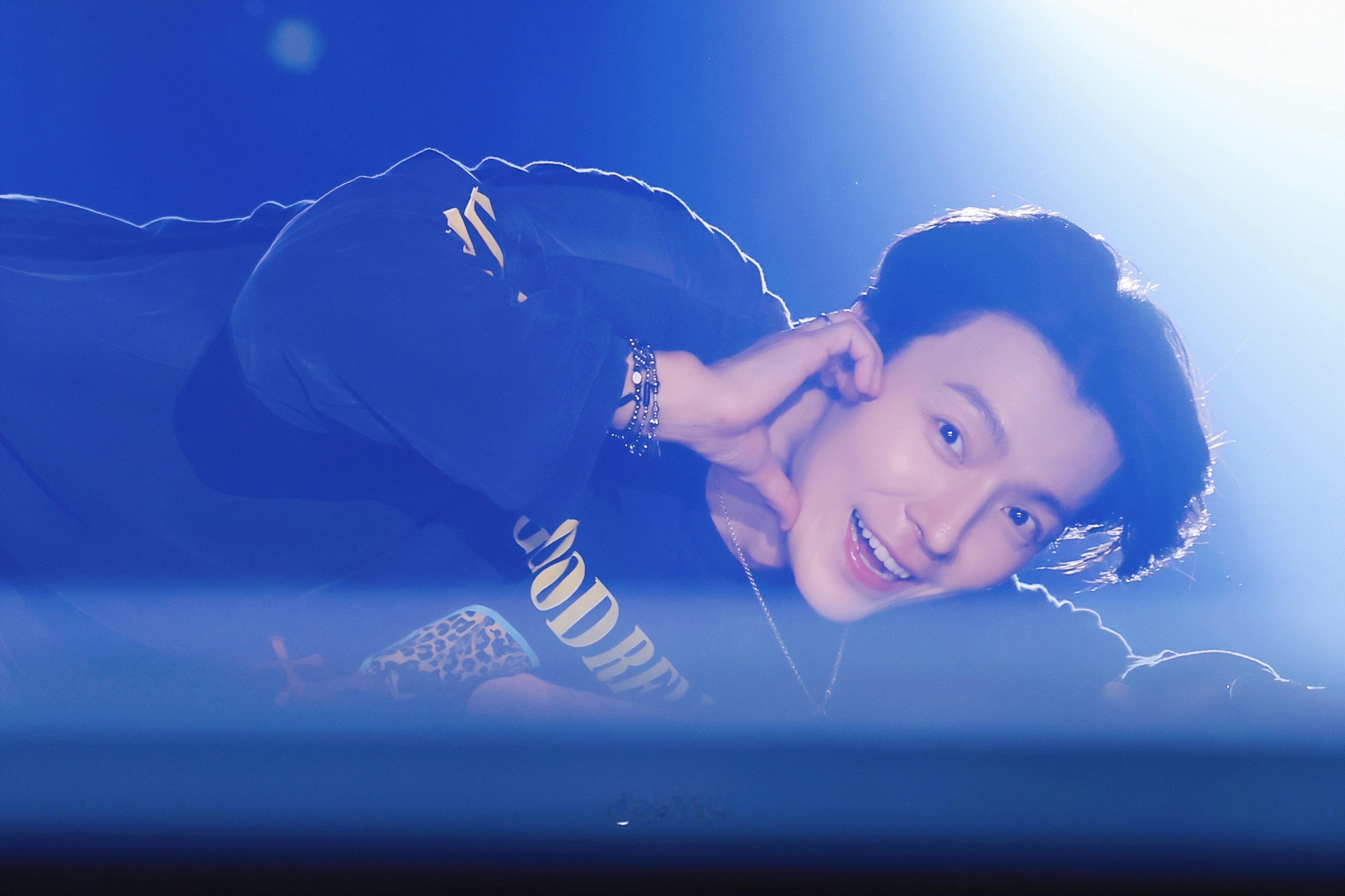 260904 ALIVE首尔安可场day1可爱☺️cr. cfu_cdef ​​