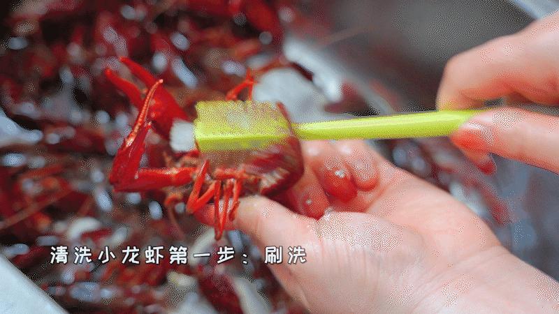 嗨！馋嘴们～[心]今日实现小龙虾自由~🦞这才是夏天吃小龙虾的正确打开方式！[馋