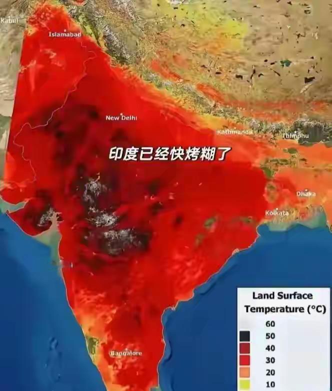 印度现在正被老天爷往死里 "烤"，多地气温直逼 50℃，连自来水都能烫死人。
