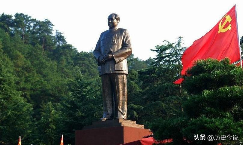 杜聿明韶山由衷致敬：我们未输于共产党，只输于毛泽东
 
阅读此文前，诚邀您点击一