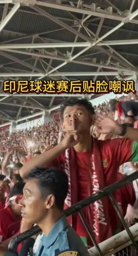 歼10C挣回的面子和实力，被男足丢的连毛都不剩！这一刻国运平衡器具象化了！[大笑