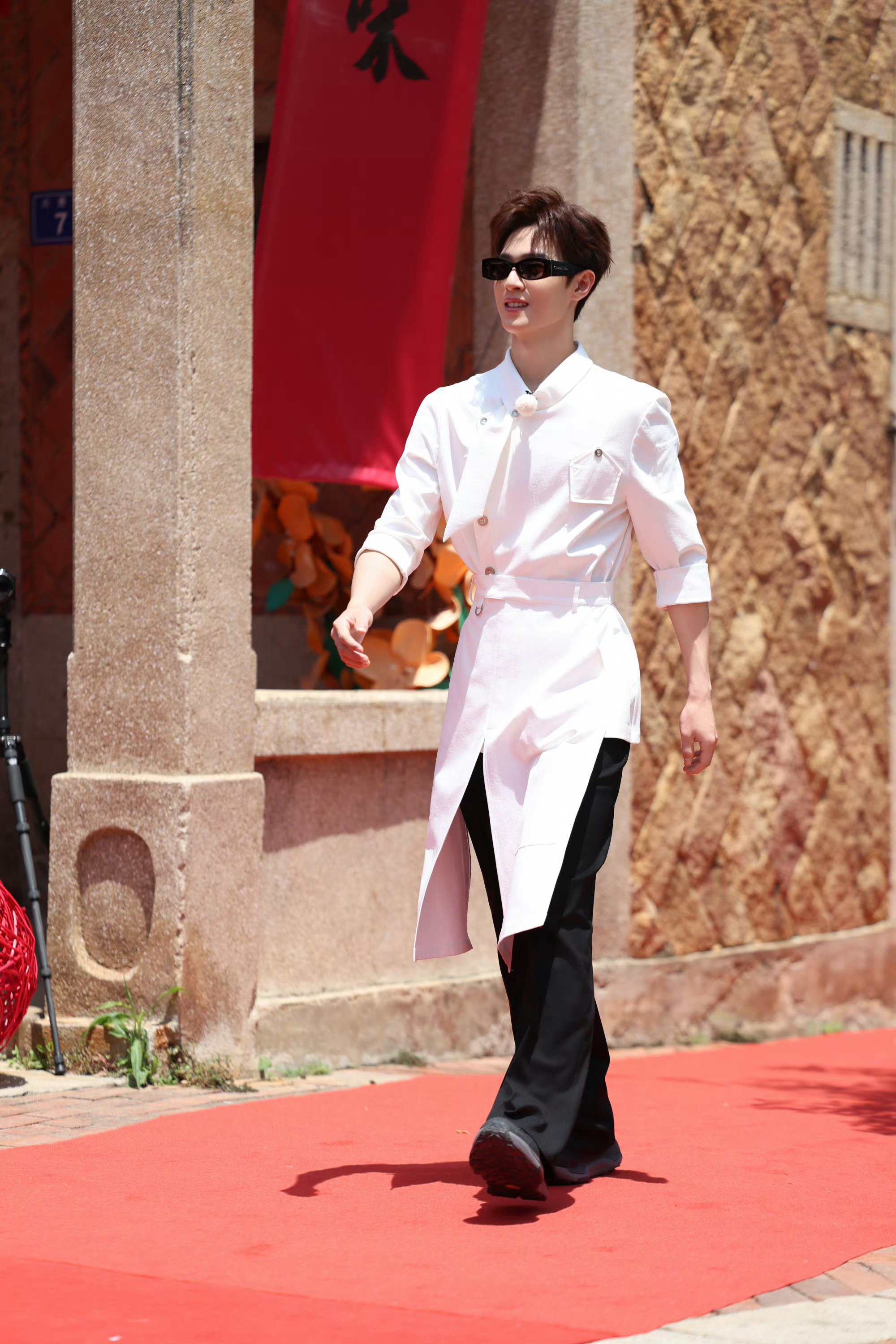 李昀锐奔跑吧 Lin李昀锐邢武 V榜打卡5.22寻味闽南金蛋大厨👨🏻🍳👨