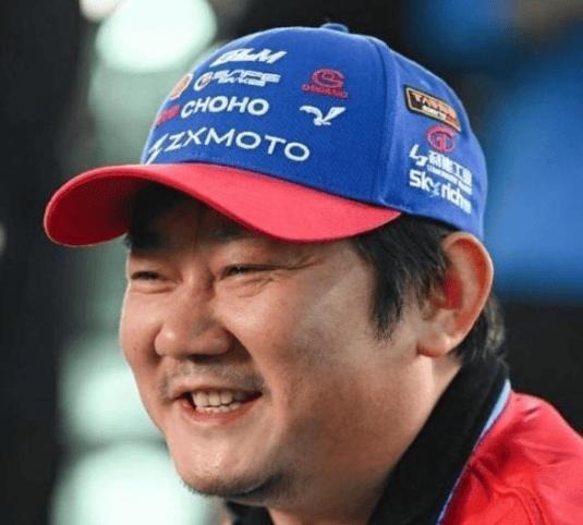 陈光标赠张雪 1300 万劳斯莱斯，张雪：我要，但我不收，8 折变卖全捐公益！陈