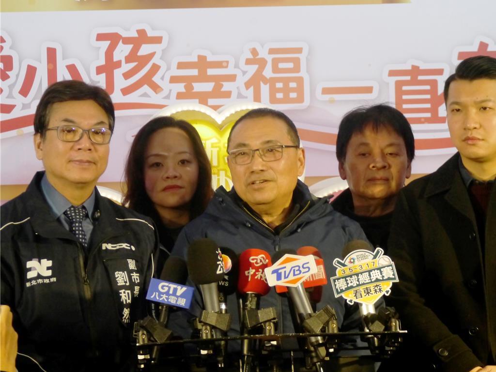 与李乾龙谈新北市长人选？ 侯友宜大言不惭：自己会按照节奏、时间，找出最适当的人，