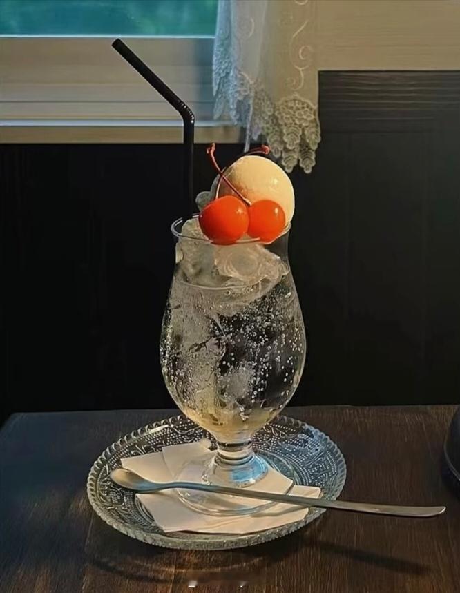 🎐ᰔᩚ 🍭²⁰²⁴ ້໌/₇·₂🍭ˎˊ˗ “或许成年人比小朋友更需要糖因为