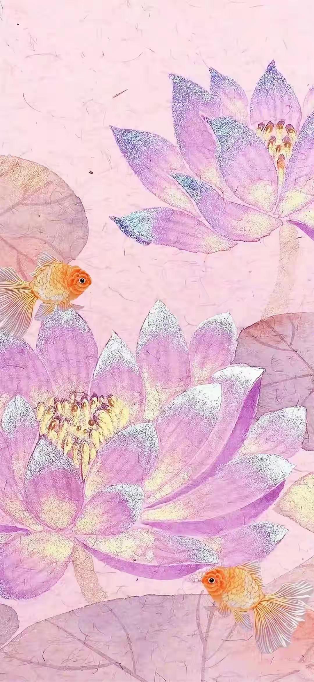 手机壁纸～荷风送香，金鳞逐光。方寸之间，纳尽东方柔韵，愿岁岁安康，鱼跃福来