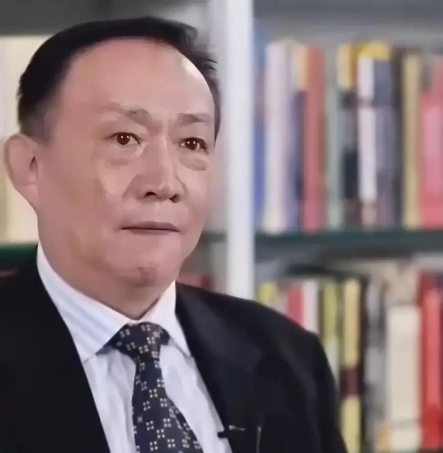 卢麒元炮轰社科研究：经费天文数字、大军海量，却做不出能实战的智能预判系统！养了一