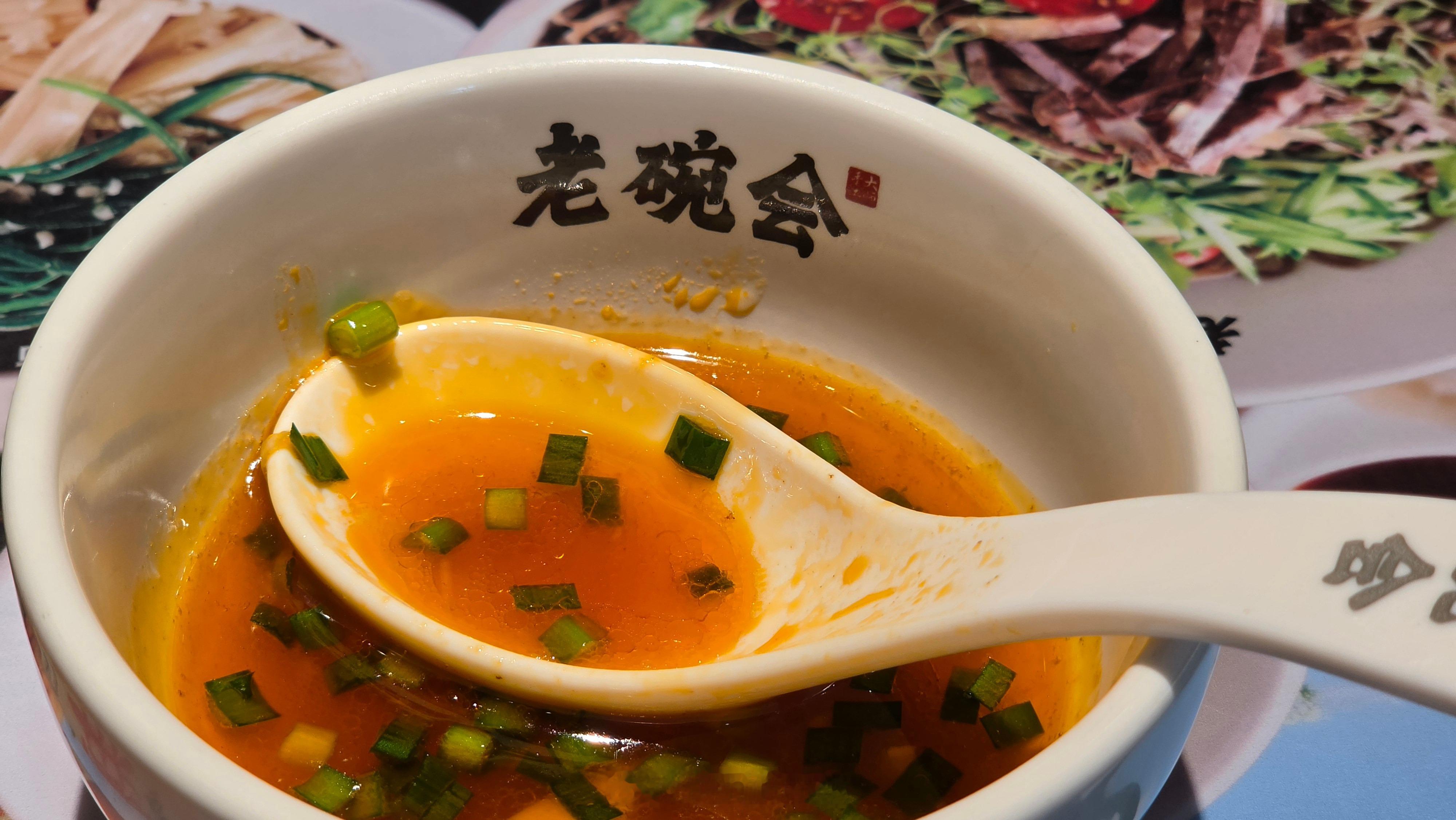卖面就卖面，没必要硬蹭陕西，我们陕西人丢不起这个脸[老师好][老师好][老师好]