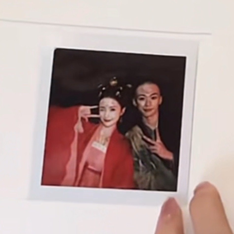 梓渝林小宅拍立得梓渝林小宅拍立得合照 ​​​梓渝林小宅拍立得合照 ​​​