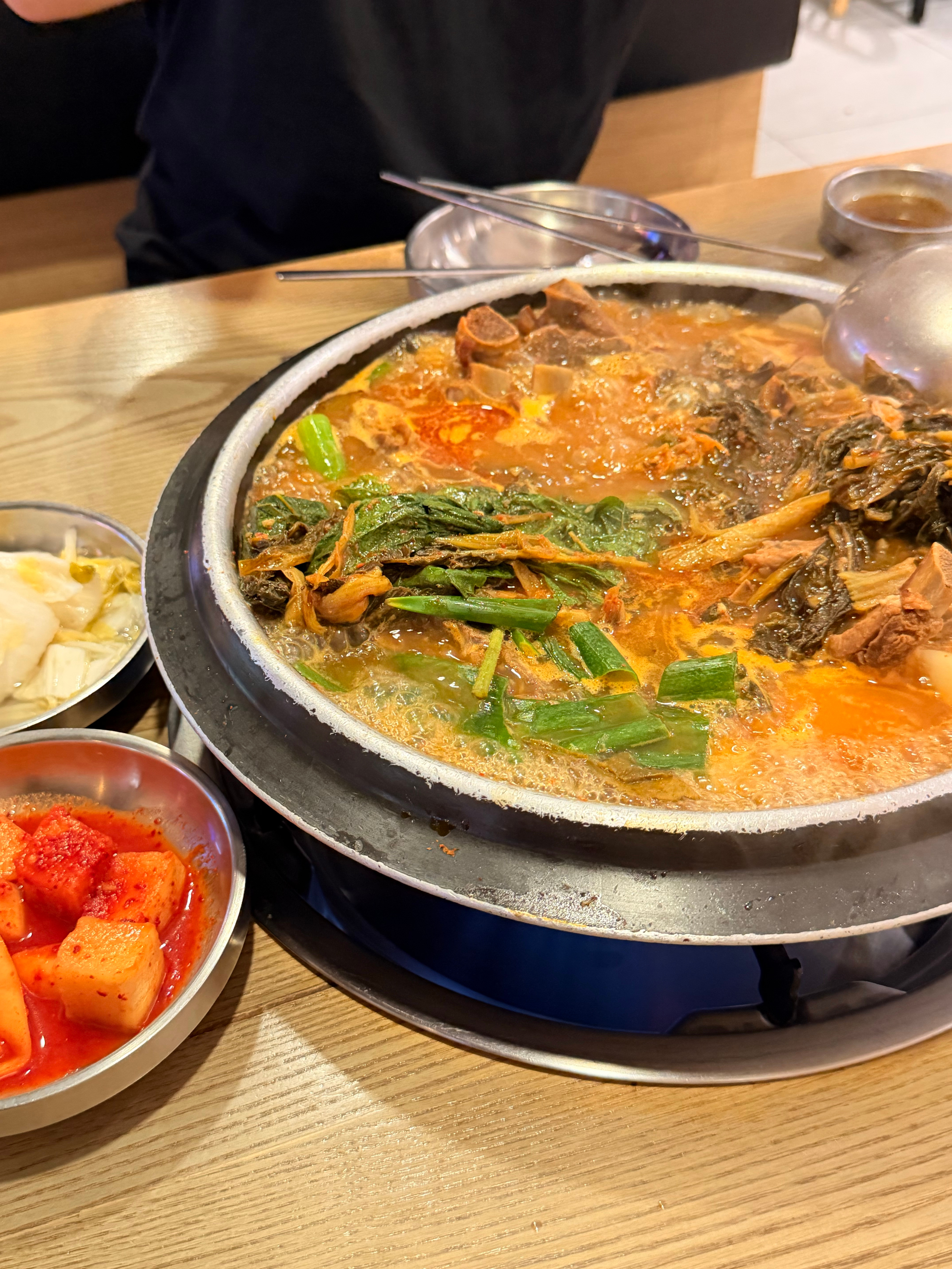 闹得麻麻的 ​​​