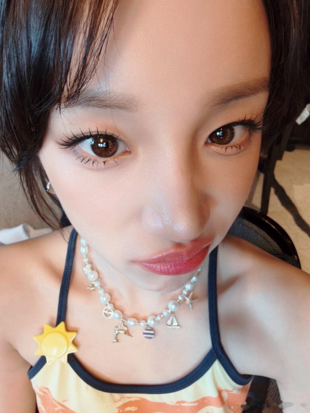 宋雨琦怼脸好美 