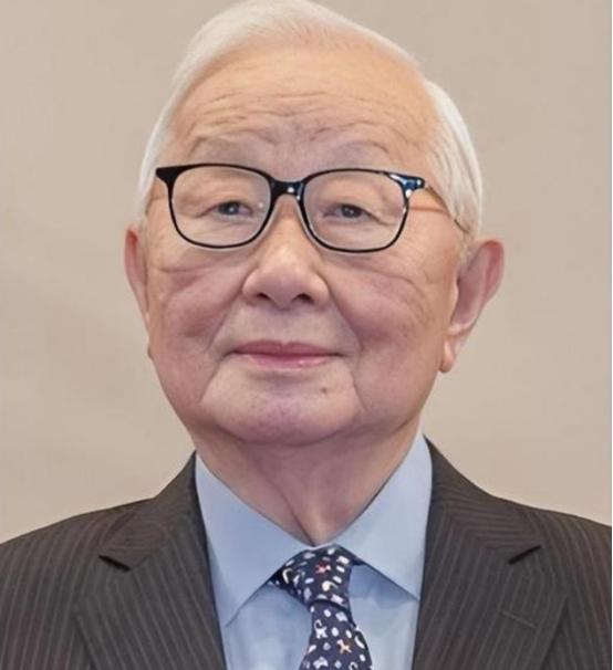 台积电创始人张忠谋，受访时再次语出惊人：“我真的认为，我的国家——美国，仍然是世