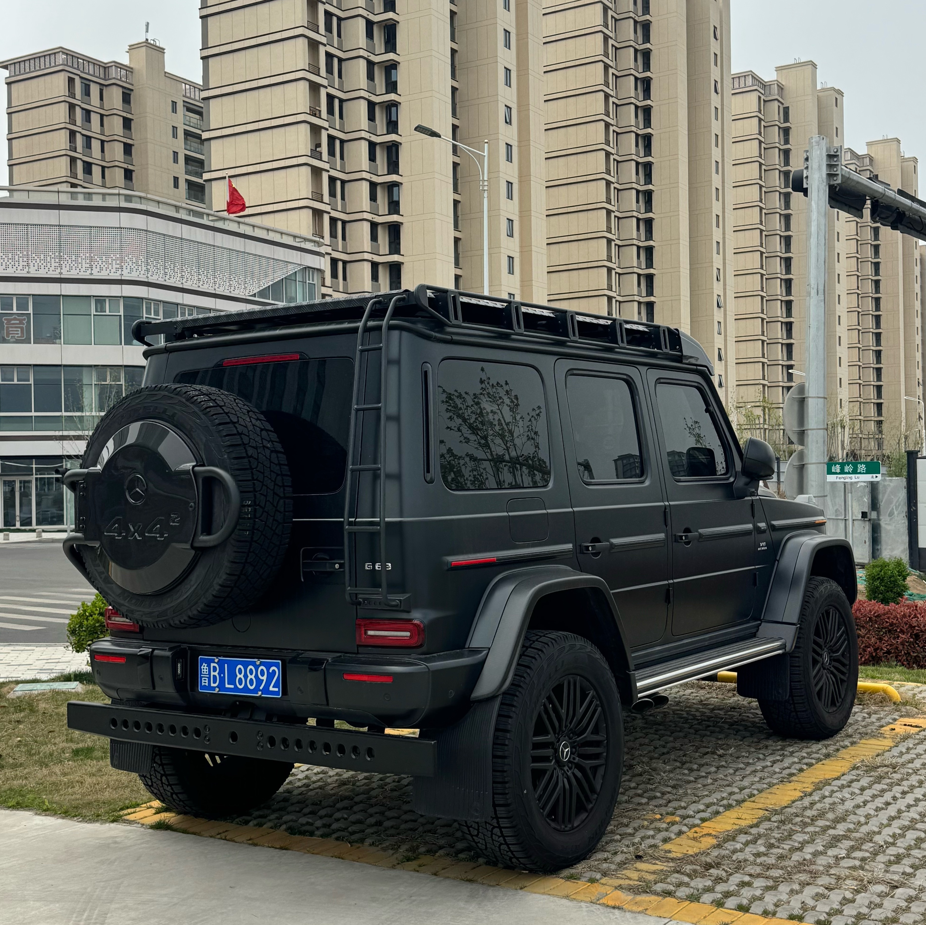这期奔驰有点多 