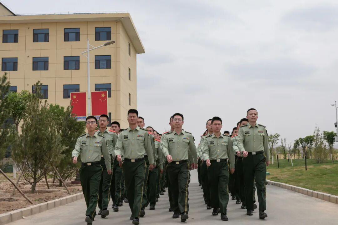 什么情况适合两年退伍专升本？如果你入伍之前就有清晰规划，知道自己退伍后想干什么、