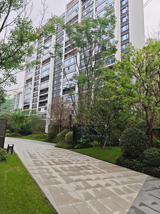 这是长沙精装130万总价可以买到河景现房