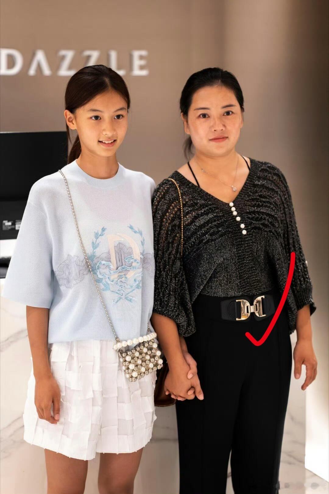 于正七七后续，拒绝了打算专心学习，这种急功近利的家长，公司捧出名了他们百分百跑路