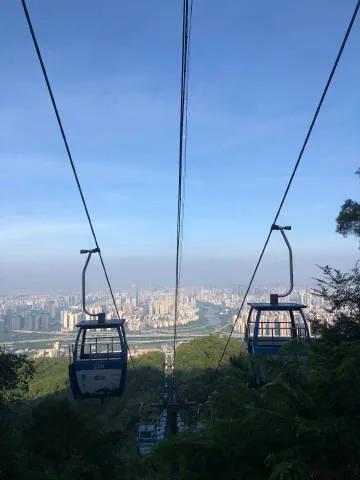 【秋游福州  鼓山】

这个秋天，一起登鼓山，用脚步丈量它的美丽吧！
Via@尘