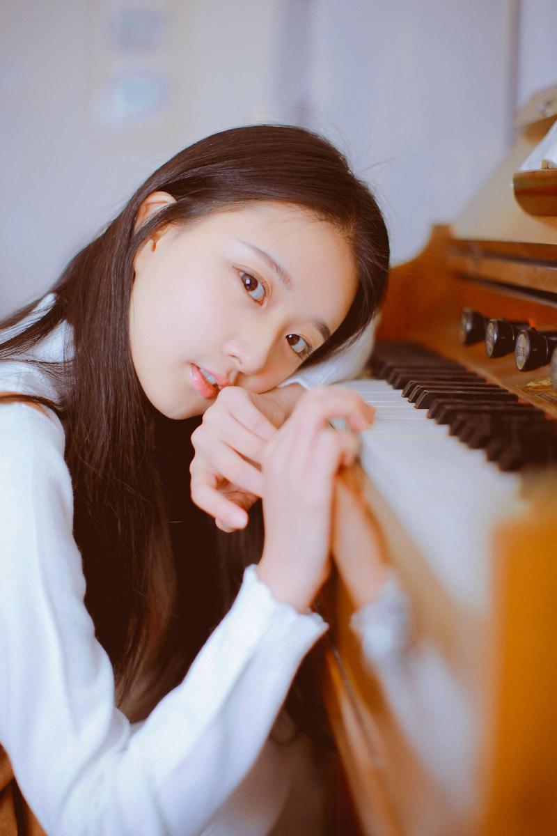 钢少女音乐时光🎹✨萌系少女时光 钢琴美女写真 美少女
