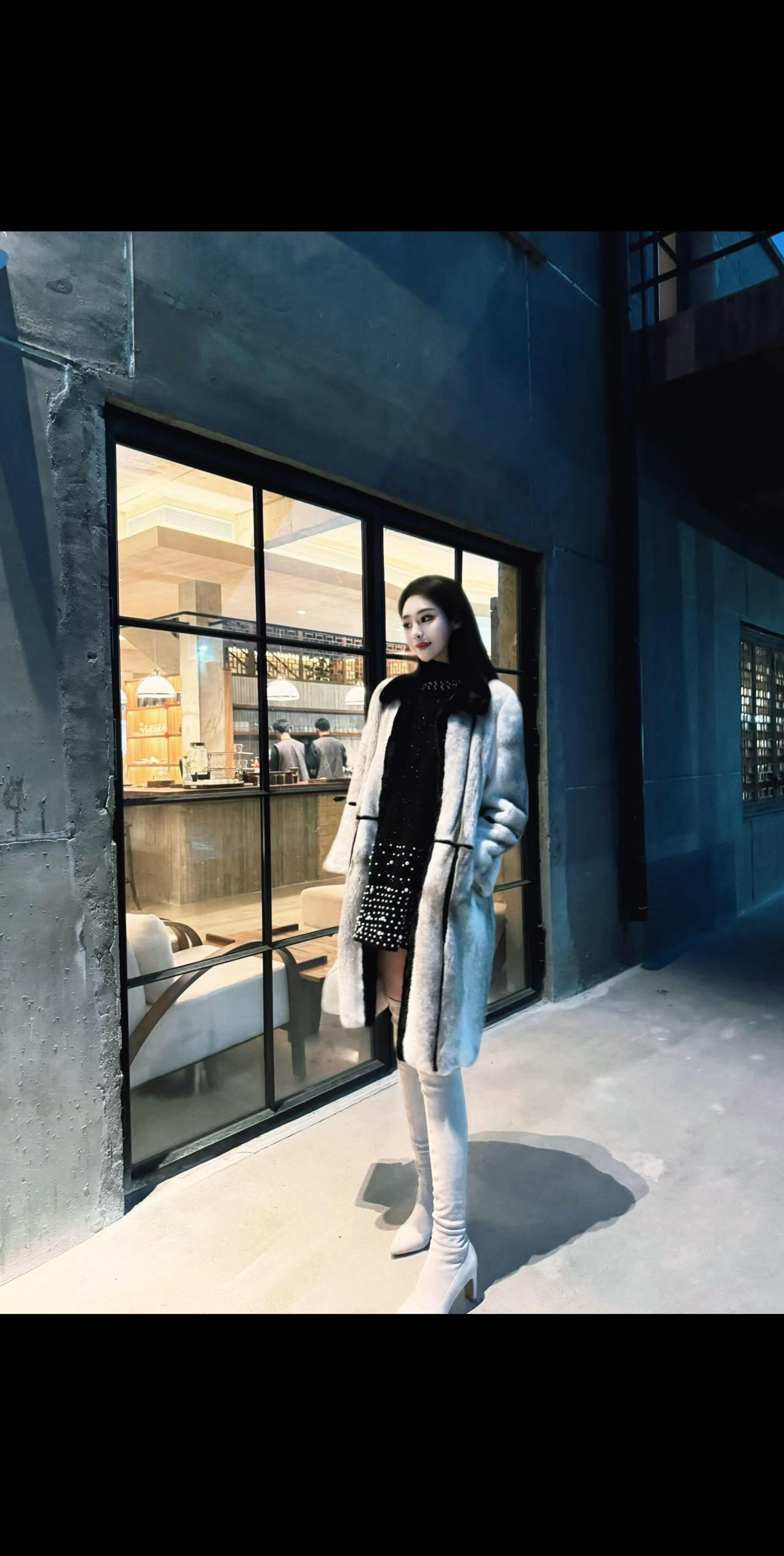 平静也是一种感受 就像透明也是一种颜色，冬至快乐