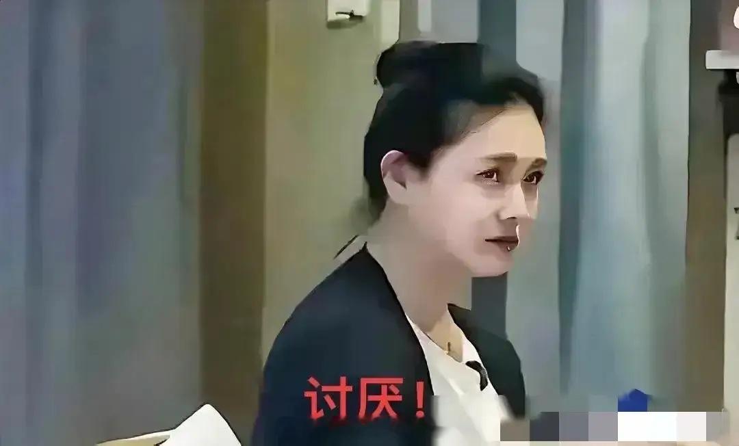 汪小菲直播说，小玥玥让他给买个房子，当时以为是个玩笑也就随便一听，结果第二天张兰