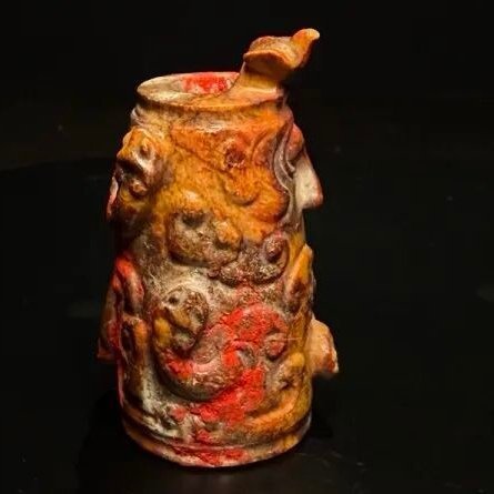 随想杂感 古玩市场生意一落千丈，原因是假货泛滥，进收藏圈的人，买了一大堆仿品假货