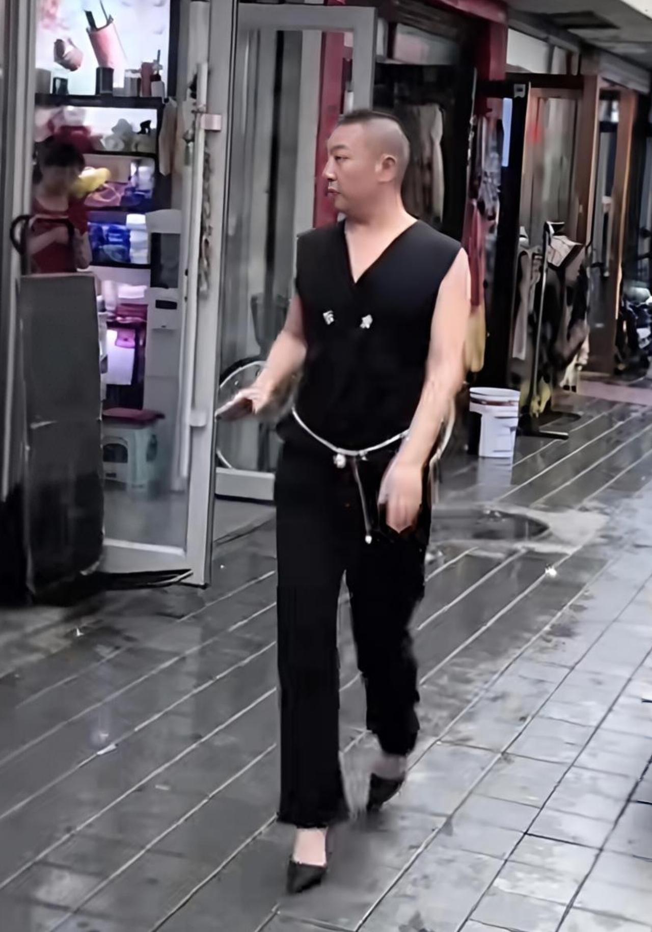 高跟鞋要怎么搭配才好看漂亮一双鞋，妖冶飘长发！——哥们！头发留起来就好了！