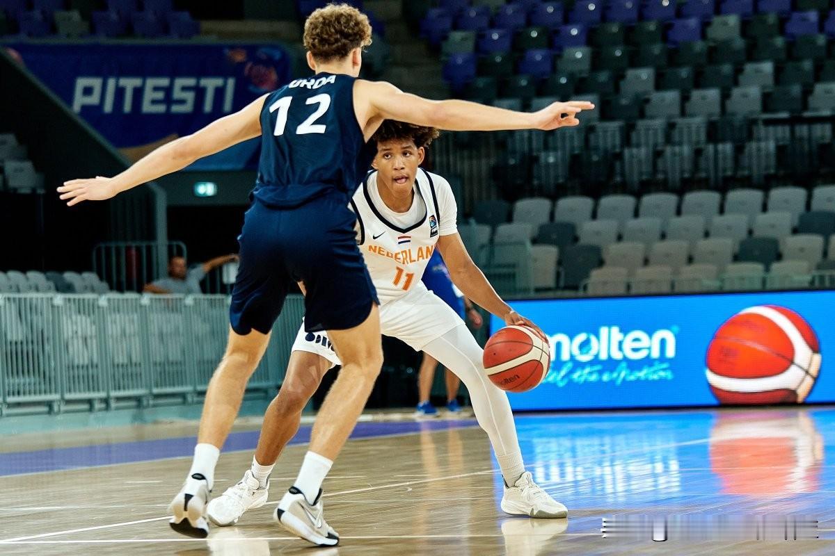 40位国际球员受邀参加洛杉矶NBA篮球无疆界全球精英训练营，荷兰Jayden A