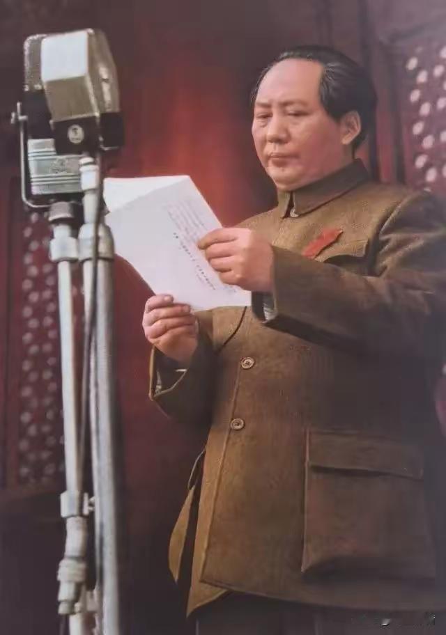 勿忘开国之声！这一句话，撑起中国人百年脊梁
 
每当听见那句铿锵有力的开国宣言，