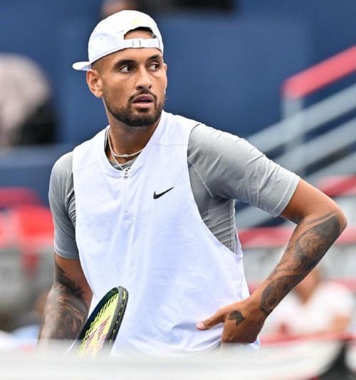 克耶高斯ATP250梅赛德斯杯首秀时刻
         北京时间2026年6月