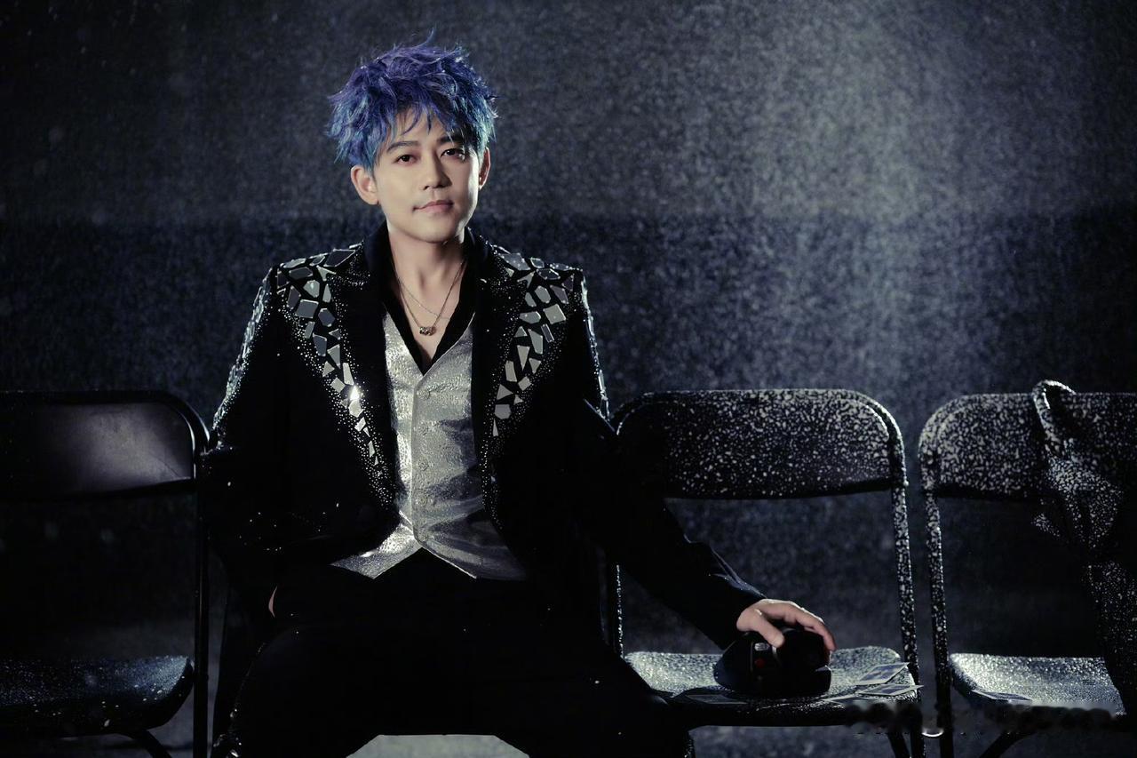 11月18日，苏醒用小号发文说：“突然发现老苏总生日那天忘记祝福了，十分愧疚，刚