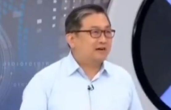 中日海警在台海对峙，民进党“立委”王定宇居然跳出来说：“台湾不是中国，日本船来避