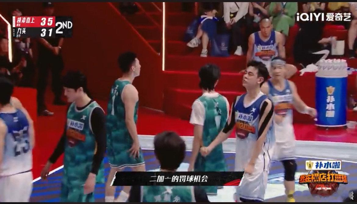 #孙晨竣罚篮爱好者#不愧是孙晨竣，这也太帅了，感觉他的每一个动作都很戳我，他也太