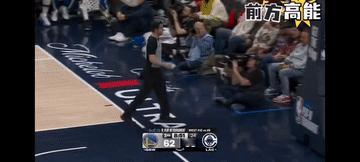 VS 快船 
NBA季后赛太激烈，裁判都给干更衣室去了[灵光一闪]！没关系，裁判