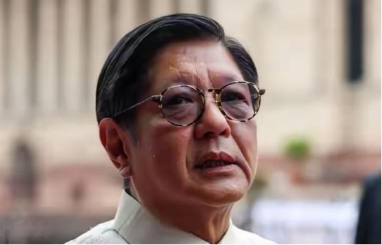 大批轰-6K挂鹰击12实弹抵近，距离菲律宾首都仅230公里，这下小马科斯不淡定了