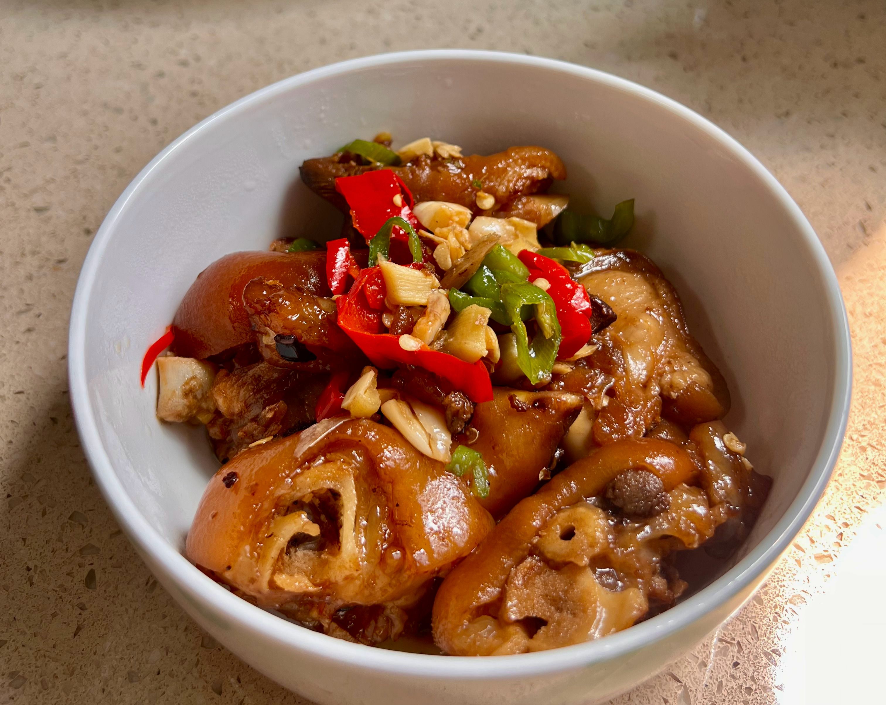 一人食：烧猪脚 虾皮丝瓜 