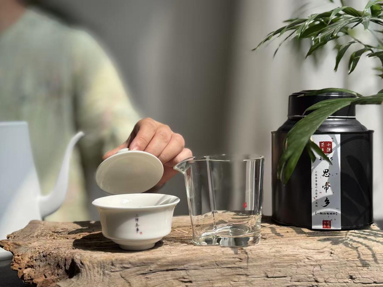 喝茶失眠，是因为你喝得还不够多？
有老茶客说，喝茶会失眠，是因为喝得还不够多，喝