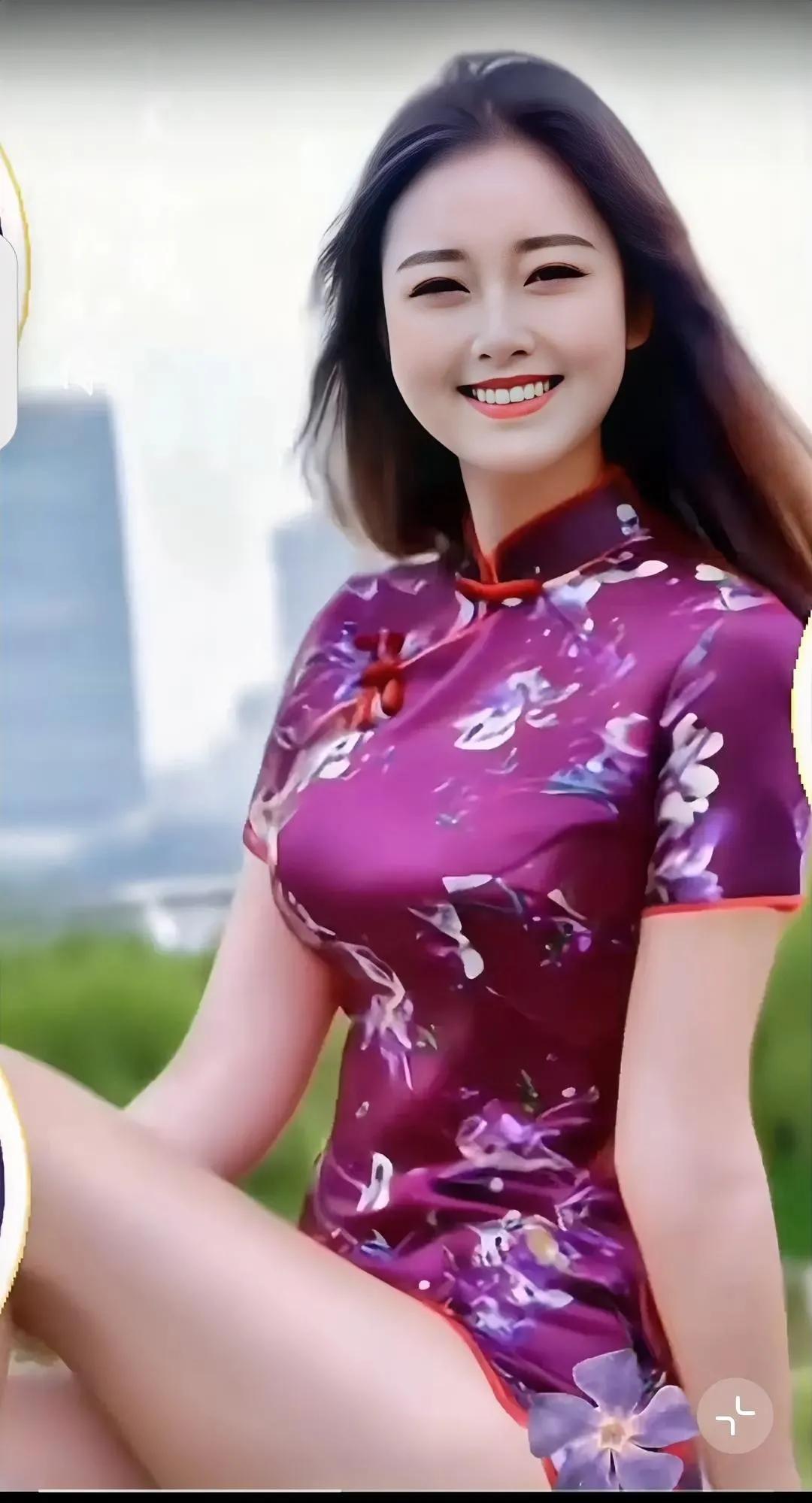 开心的笑容满面美女倾心一笑 笑一笑才更美 开心最美最美