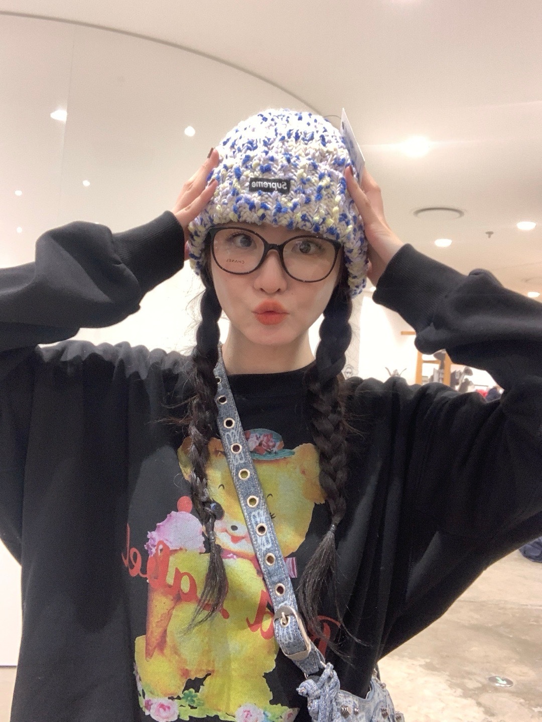 宝宝们 到底买哪顶帽子 还是全买 三选二！ （卫衣也是❤️ 加绒 西太后中古卫衣