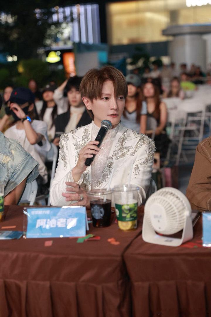 未出道男团受金曲奖评委青睐阿沁为MK写歌助力金曲奖✨还未正式出道就收获金曲奖评委