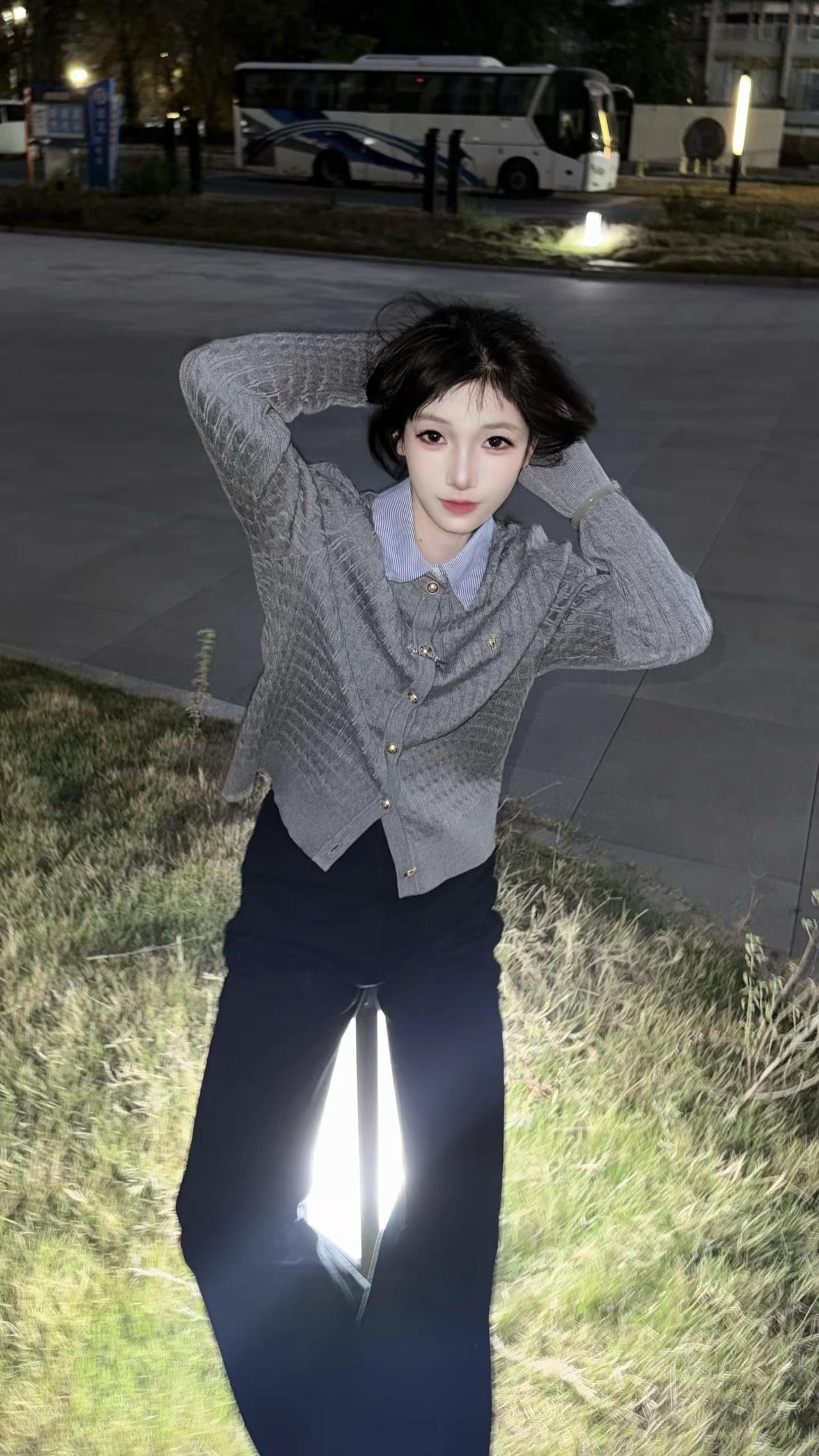 一直停留在过去 是对生命的凌迟随性穿搭 我的春日穿搭look 我的古早味穿搭 甜