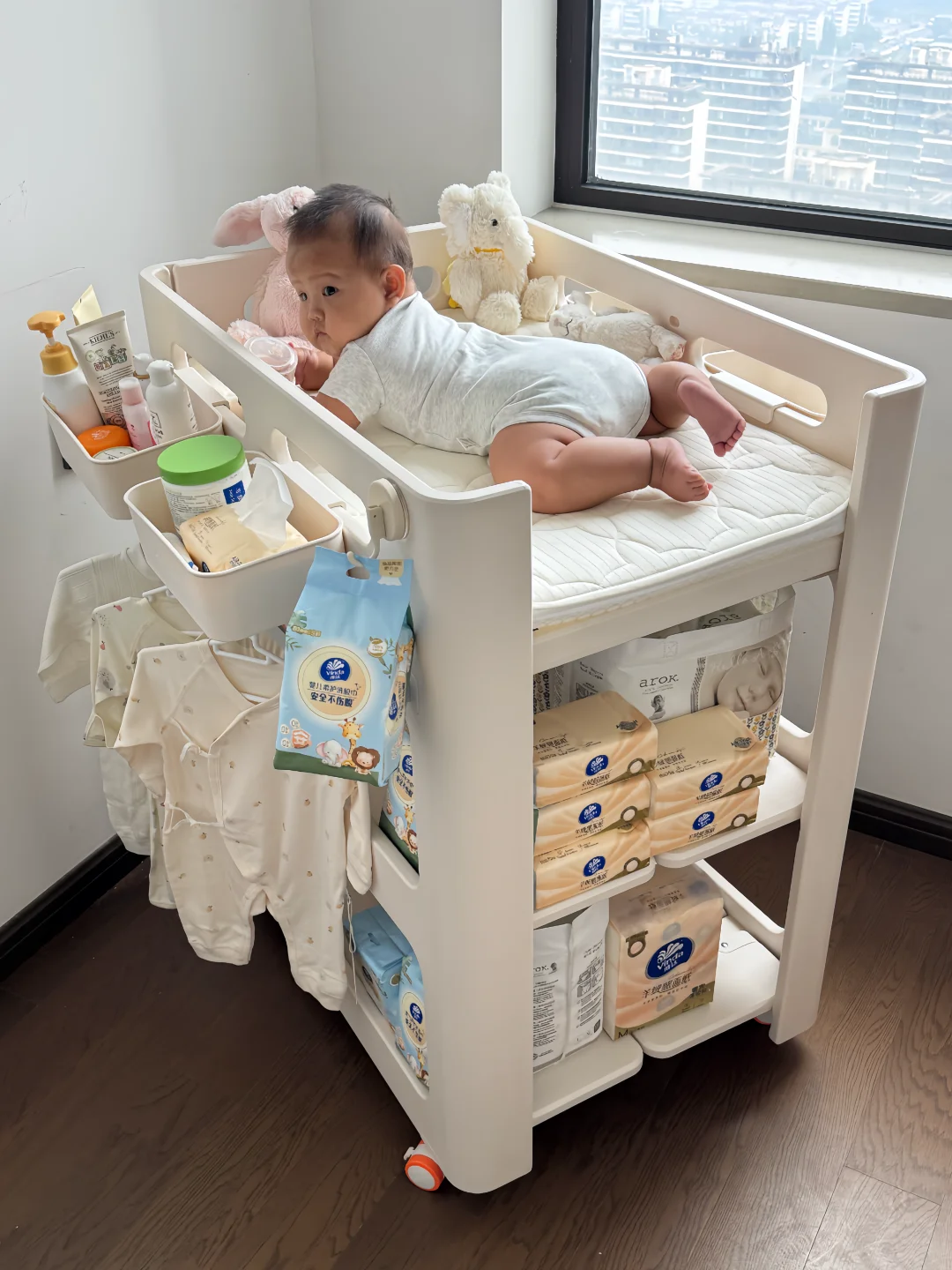 小户型带娃绝了！尿布台改造+维达双巾高效带
