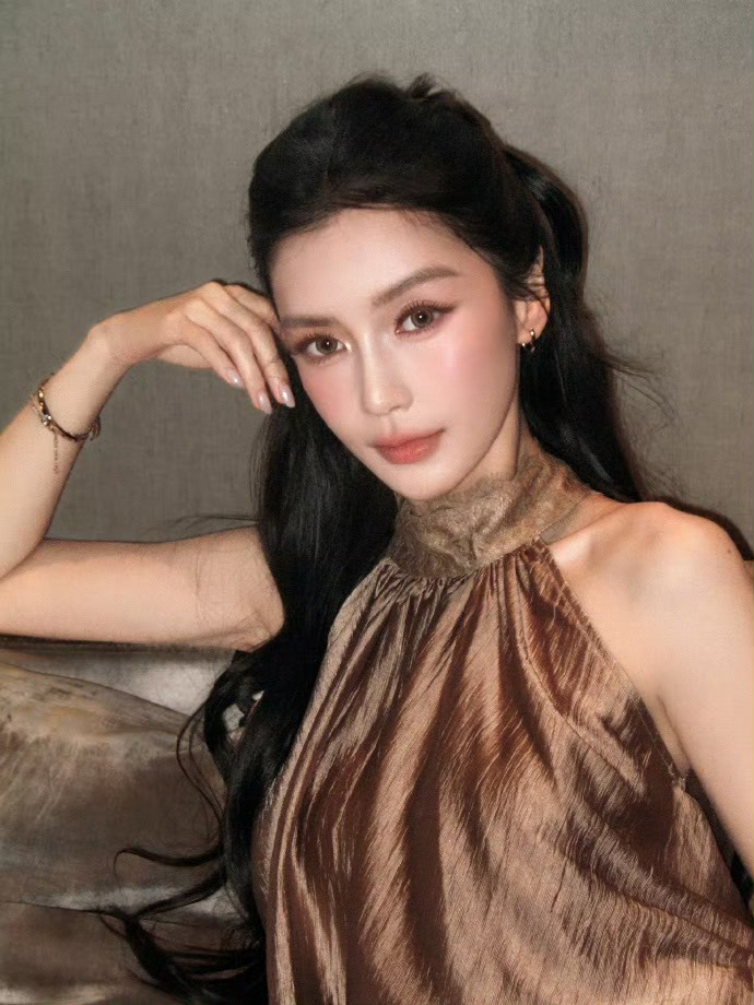 橘朵品牌全球代言人angelababy [兔子]杨颖 美爆了！！！！ ​​​