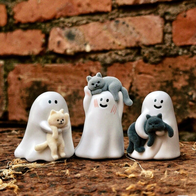 【转发】和【留言】里分别抽一位粉丝小可爱，送你随机款小幽灵吸猫的盲盒呀！！！实在