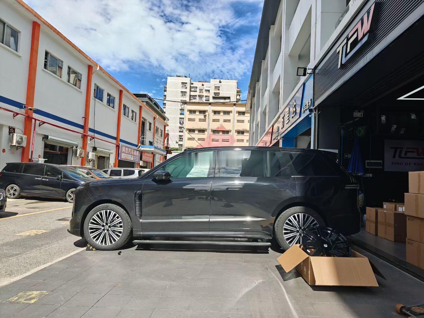 提新车 蔚来ES9 开工！ 