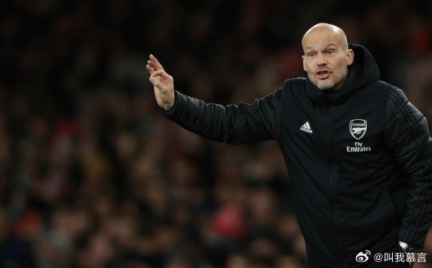 3月23日讯 英格兰联赛杯决赛，阿森纳0比2不敌曼城，无缘冠军。枪手名宿永贝里谈