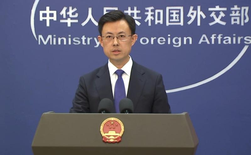 中方直接把话挑明了：如果菲律宾铁了心要驱逐中国大使，那就只有两个后果，要么马尼拉