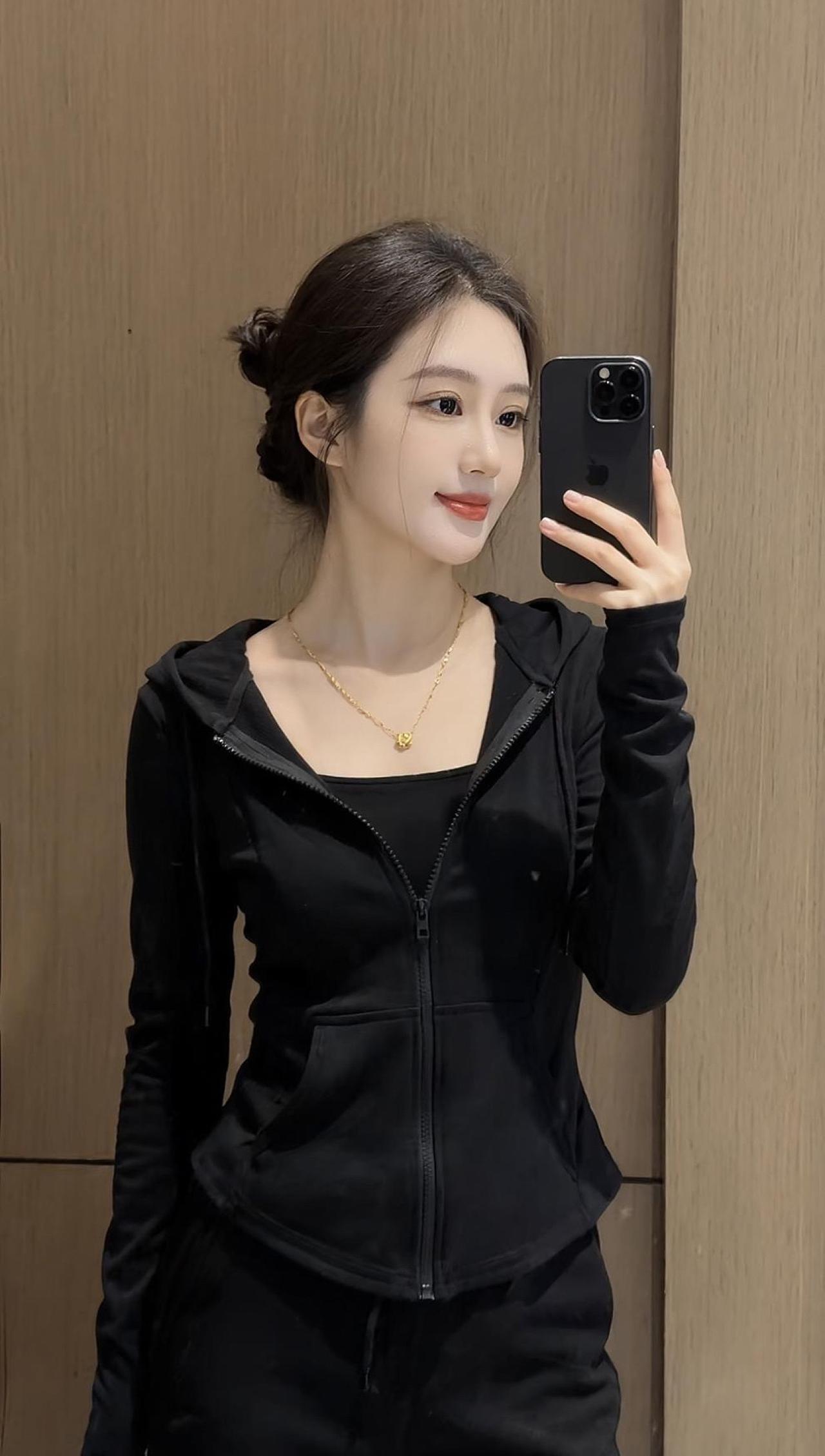 AI简约风自拍 随变ai随便玩