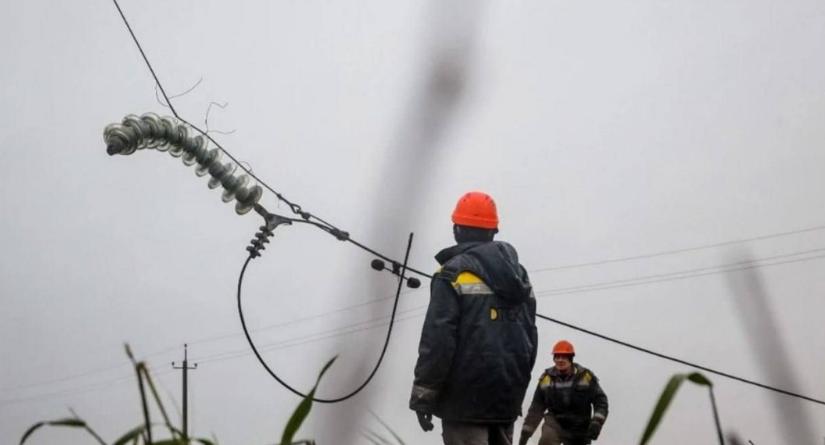 “由于俄军连续轰炸，乌克兰当局已经失去了一半以上的电力，乌克兰的2024年冬季，