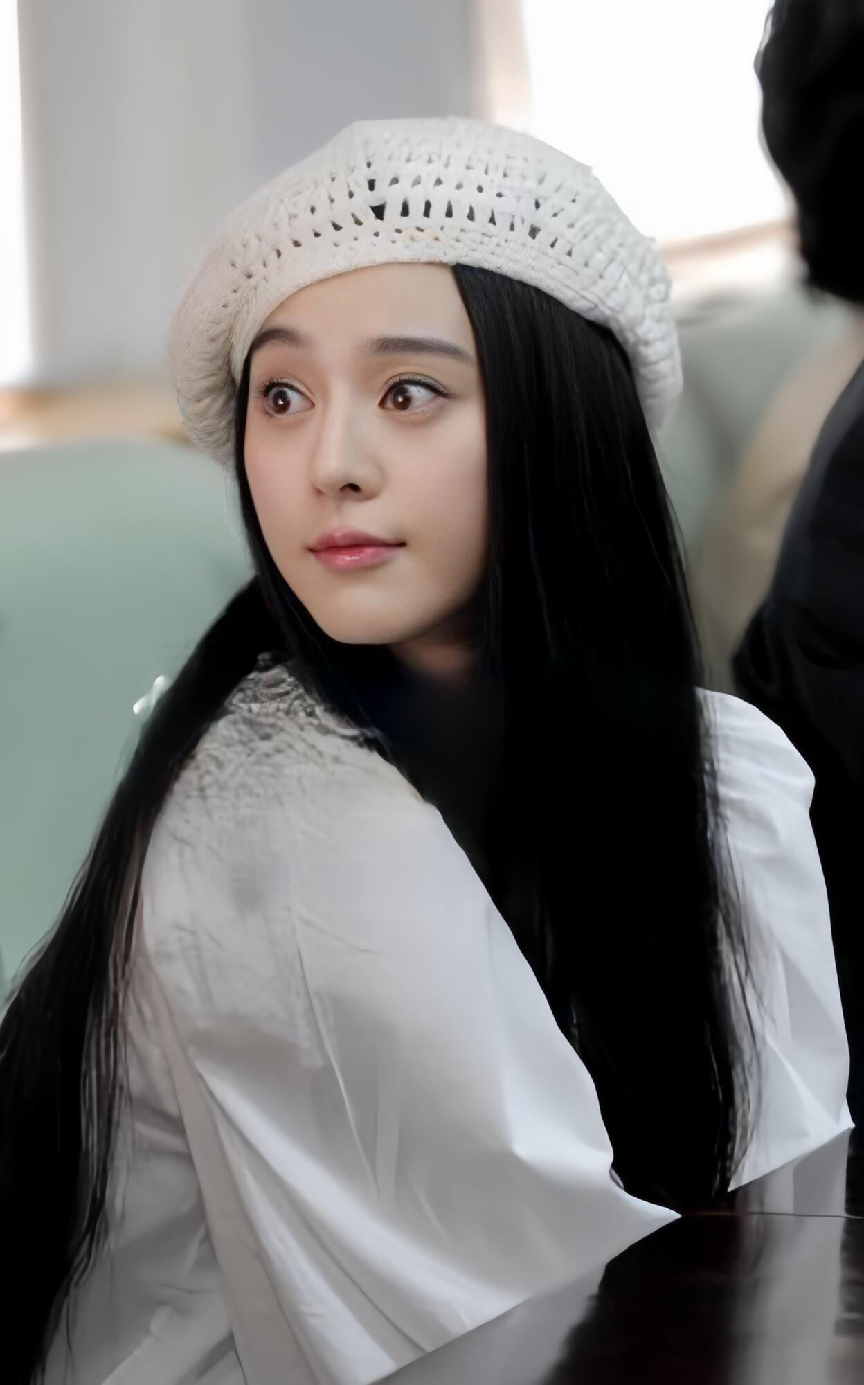 冰女神关于一些配饰、发型、穿搭超前的审美风向标💖 ​​​